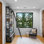 9818-SE-42nd-Pl-Mercer-Island_0043-1024x683